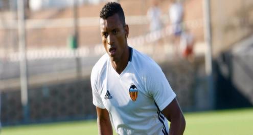 ناني يؤكد رغبته في البقاء ضمن صفوف فالنسيا